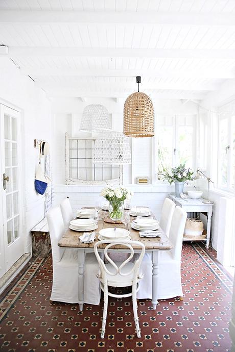 PON UNA VAJILLA BLANCA EN TU VIDA y haz una mesa así de bonita!