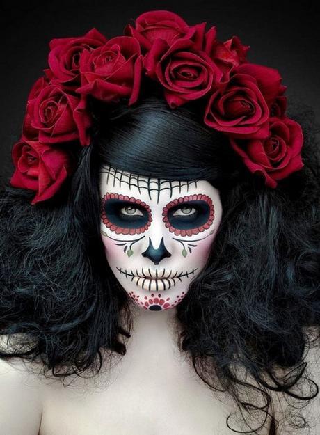 cfdf7268-smush-50Halloween-Best-Calaveras-Makeup-Sugar-Skull-Ideas-for-Women_39