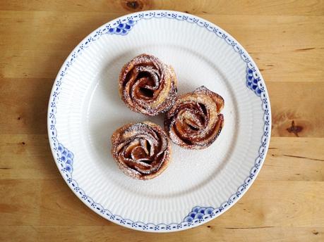 tartas postres fáciles tartas hojaldre tartas frutas tartas bonitas tarta de manzana Rosas de hojaldre y manzana presentación postres postres recetas delikatissen postres rápidos postres fáciles transportar 