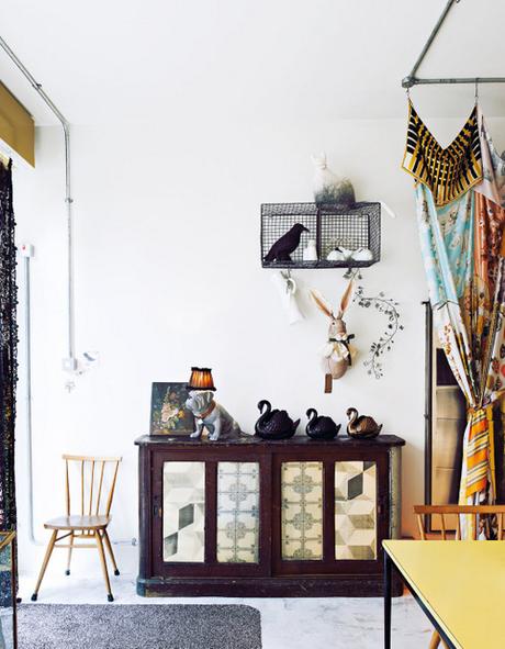 Decolibro: The Shopkeeper's Home. Entramos en las casas de los 