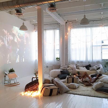 EN TÚ FIESTA ME COLÉ...