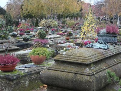 El día de todos los santos ¿cómo aprovechar esta tradición con mayores y pequeños?