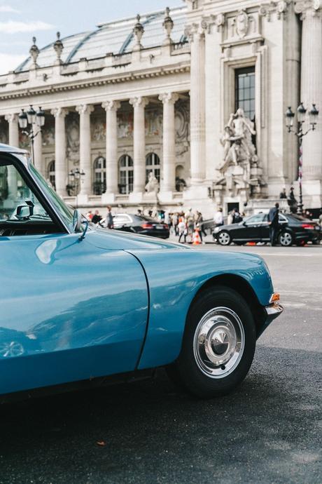 Double_Denim-Sandro_Paris-Leopard_Jumper-Sneakers-Vintage_Levis-Cropped_Trousers-Outfit-Street_Style-15