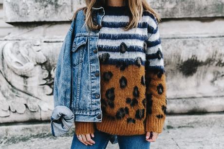 Double_Denim-Sandro_Paris-Leopard_Jumper-Sneakers-Vintage_Levis-Cropped_Trousers-Outfit-Street_Style-28