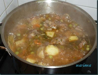 patatas guisadas con costilla de cerdo y alcachofas7 copia