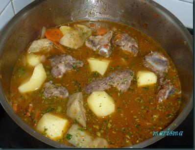 patatas guisadas con costilla de cerdo y alcachofas6 copia