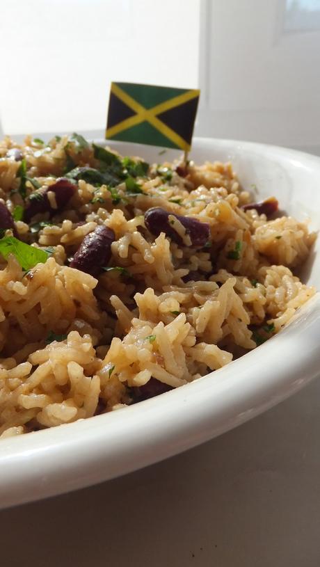 Pollo Jerk y arroz con guisantes, el sabor del caribe