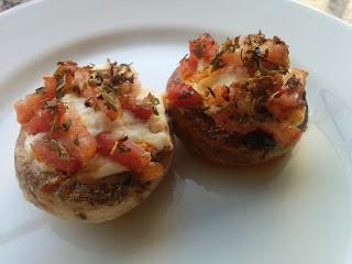 CHAMPIÑONES RELLENOS