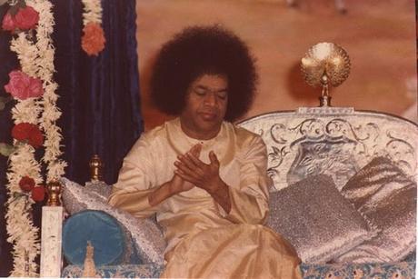 36 LIBROS DE SATHYA SAI BABA Y ENLACES INTERESANTES... 36 LIBROS DE SATHYA SAI BABA Y ENLACES INTERESANTES...