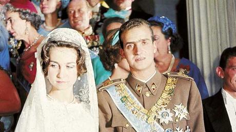 S.S.M.M. Don Juan Carlos I de Borbón y Doña Sofía de Grecia y Dinamarca, Reyes de España