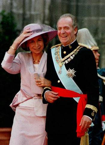 S.S.M.M. Don Juan Carlos I de Borbón y Doña Sofía de Grecia y Dinamarca, Reyes de España