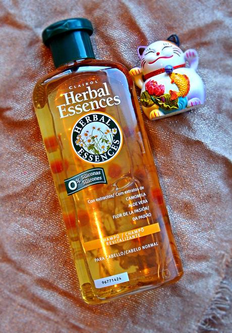 Aporta volumen a tu melena con Metamorphik de Sebastian Profesional