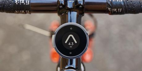 El BeeLine es más que un simple dispositivo GPS para ciclismo, ya que te podría permitir explorar y conocer mejor diversos poblados