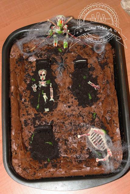 Brownie con Galletas Oreo (Tarta Cementerio para Halloween)