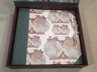 Conjunto de caja y álbum