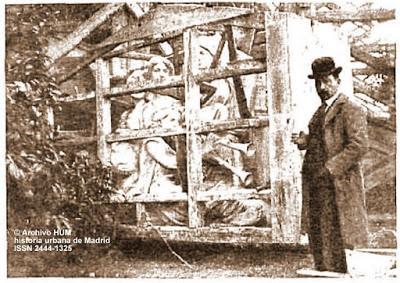 El frontón de la Biblioteca Nacional. Madrid, 1892-1903