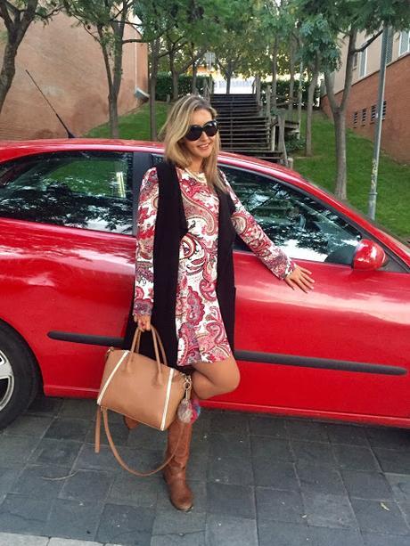 Dress & Unsleeved Coat