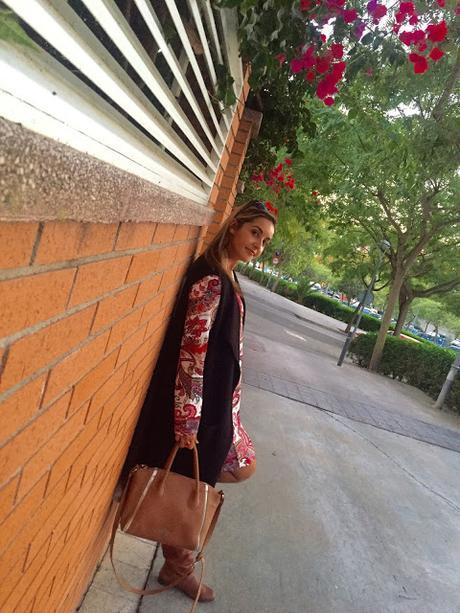 Dress & Unsleeved Coat