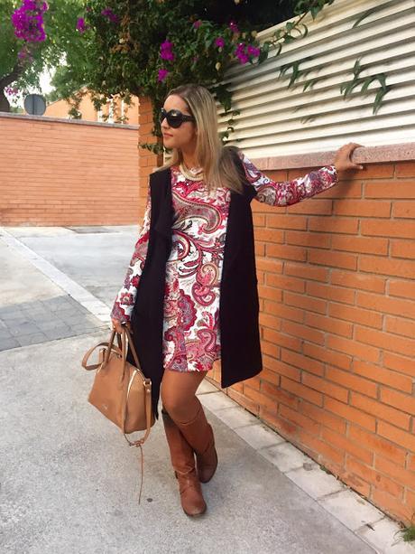 Dress & Unsleeved Coat