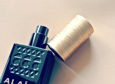 EL PERFUME DEL AÑO | ALAïA.