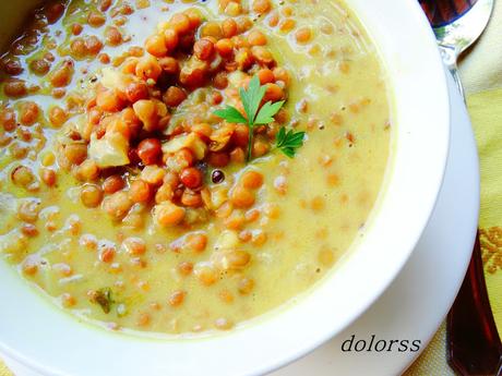 Lentejas viudas con curry y leche de coco