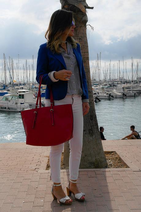 Azul Klein, tendencia para un clásico estilo Navy Azul Klein, tendencia para un clásico estilo Navy