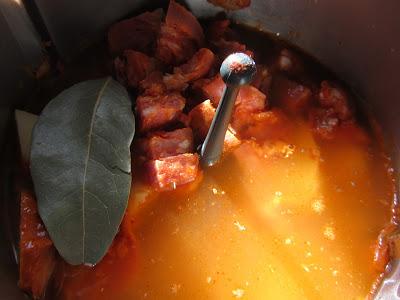 Potaje de garbanzos con patatas