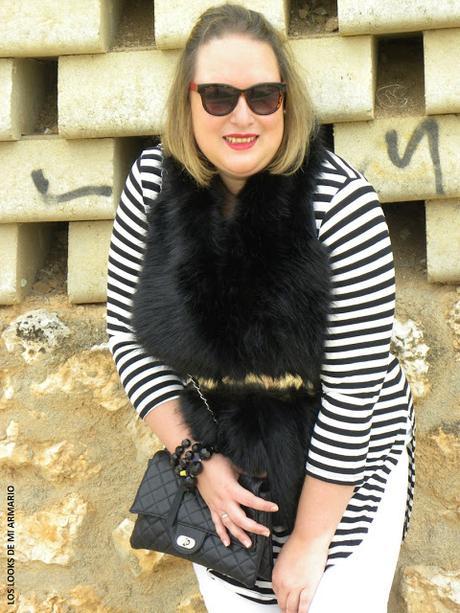 http://www.loslooksdemiarmario.com/2015/11/estola-de-piel-look-curvy.html
