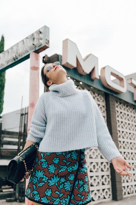 Floral_Skirt-Blue_Knit-Light_Blue-Chanel_Shoes-Chanel_Bag-Outfit-LA-14