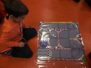 CIRCUITO DE CARRERAS CON BLUE-BOT