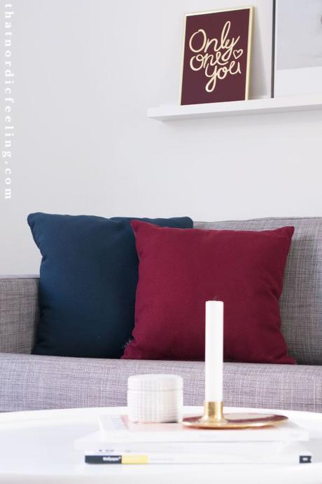 1 SALÓN, 1 COLOR EL GRANATE Y 2 OPCIONES PARA DECORARLO