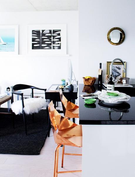 ANTES Y DESPUES: Un espacio pequeño con salón, comedor, cocina y zona de trabajo