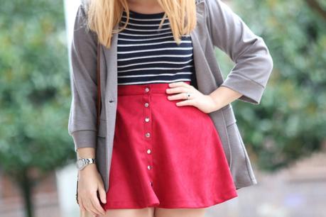 Otra forma de llevar la falda setentera Otra forma de llevar la falda setentera