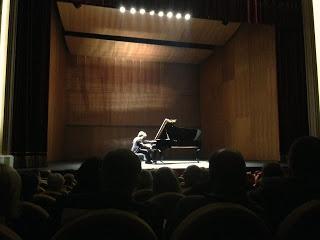 Amorós: contención y explosión