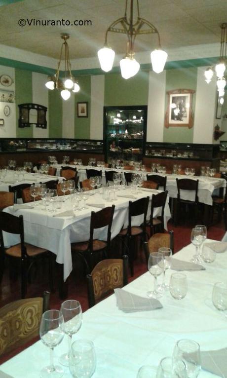 Salon Restaurante Manolo.