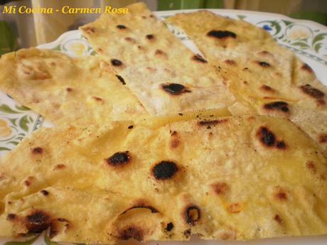 BESAN KI ROTI WITH SAFFRON (PAN DE INDIA: ROTI DE HARINA DE GARBANZOS CON AZAFRAN)