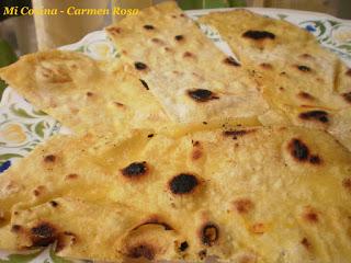 BESAN KI ROTI WITH SAFFRON (PAN DE INDIA: ROTI DE HARINA DE GARBANZOS CON AZAFRAN)