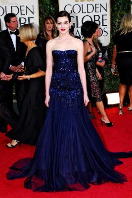 Anne Hathaway Red Carpet Review