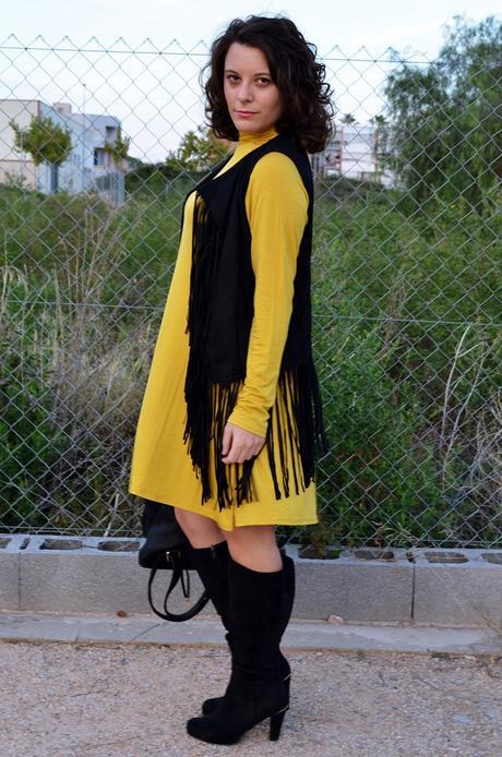 Mustard & Fringed vest (6)