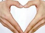 Pellizcos afilados corazón, dolor torácico agravado respiración profunda. Causas potenciales.