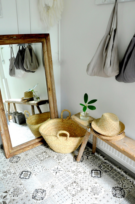 baldosa hidráulica para dar la bienvenida