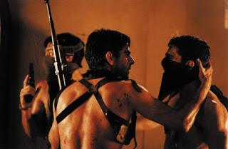 PLATA QUEMADA (1997), DE RICARDO PIGLIA Y DE MARCELO PIÑEYRO (2000). PERROS ATRAPADOS.