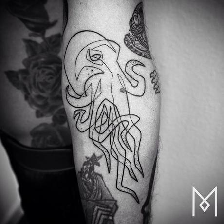 Mo Ganji: Tatuajes lineales que nos demuestran que 