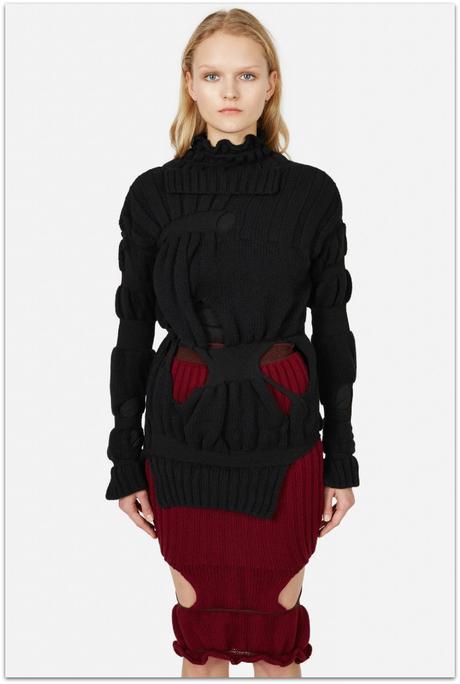 Ceremonia abierta a la moda esperpéntica Ceremonia abierta a la moda esperpéntica