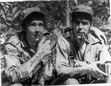 #Cuba Raúl Castro: un hombre revolucionario, ejemplo para los jóvenes cubanos