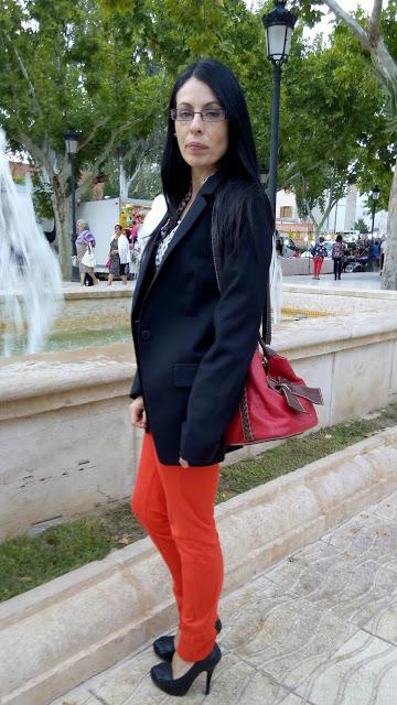 ESTILO ROMANTÍCO O ROCKERO?