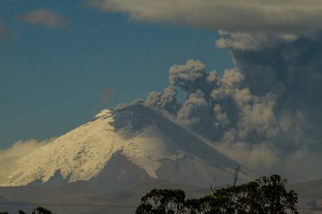 Cotopaxi humeante