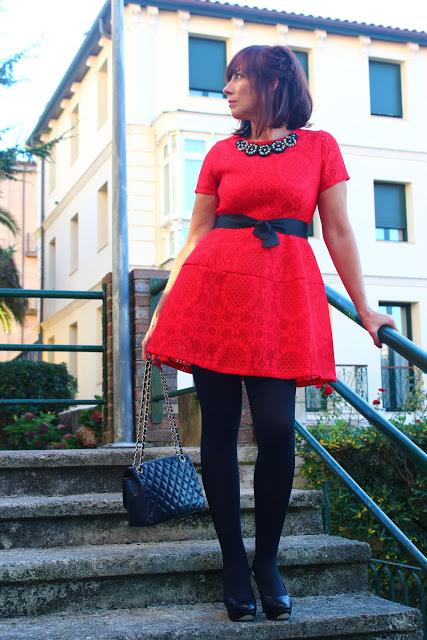 MIS LOOKS - VESTIDO ROJO