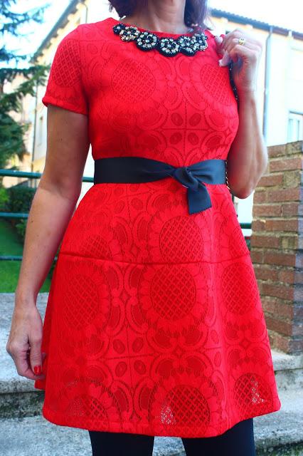 MIS LOOKS - VESTIDO ROJO