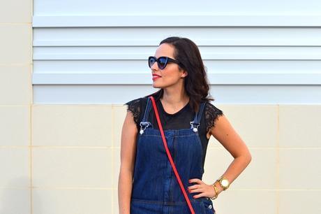 overall_and_red_8